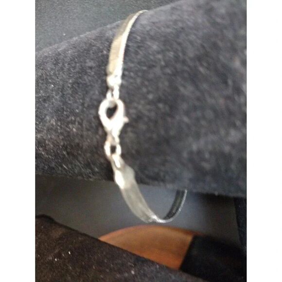 Silver Plated 8" Herringbone Bracelet Unisex - Picture 4 of 5